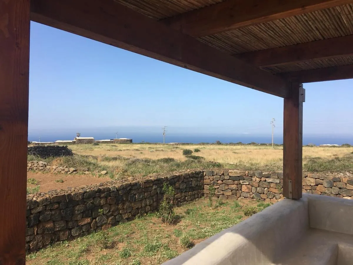 Dammuso Ma.Vi Villa San Michele  0*, San Michele (Pantelleria) Italien